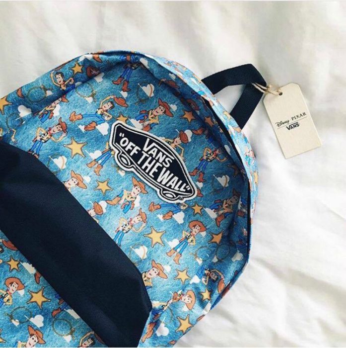 mochila vans inspirada en toy stroy 