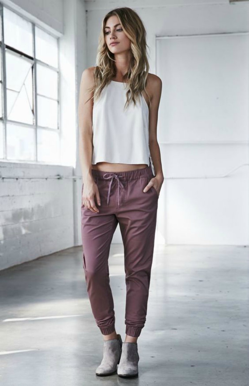 Los mejores 20 looks para lucir tus jogger pants con estilo