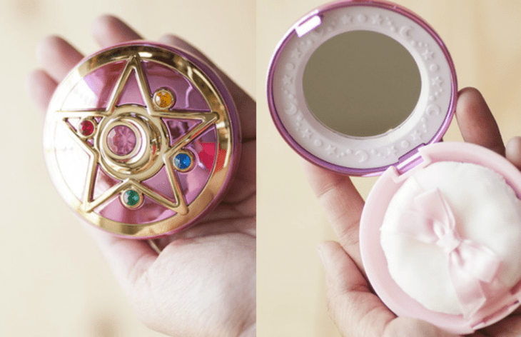 polvo compacto de sailor moon con espejo 