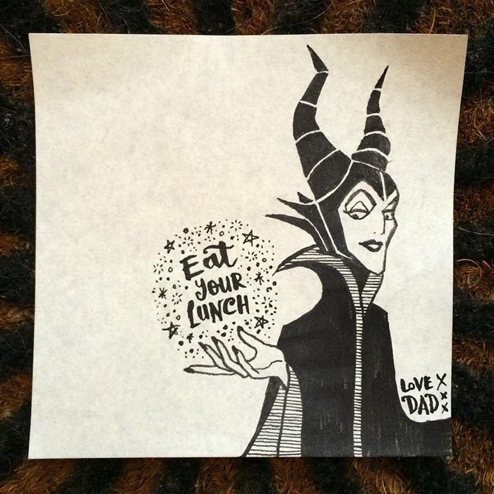 Dibujo de malefica creado por un padre para su pequeña hija 