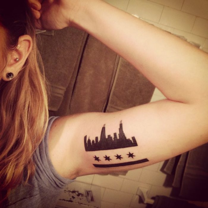 tatuaje horizonte de ciudad