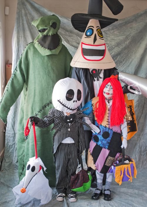 familia disfrazada de nightmare before christmas