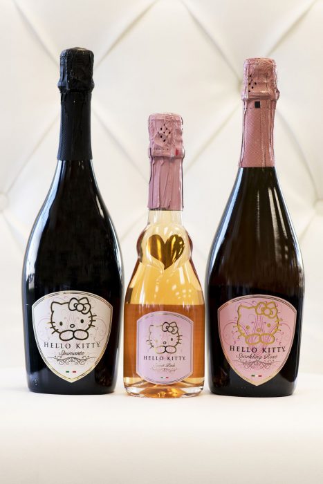 Colección de vinos de Hello Kitty. 