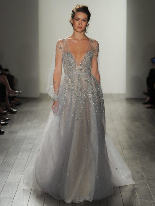 Diseño de vestido de novia de Haley Paige.