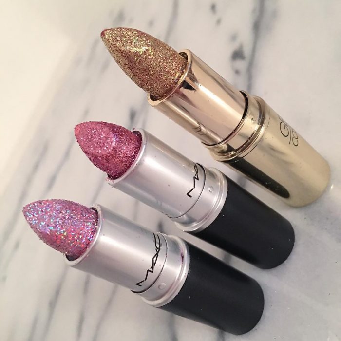 tres labiales brillantes