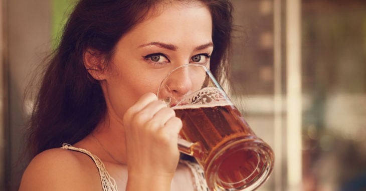 Beneficios de beber medio vaso de cerveza al día