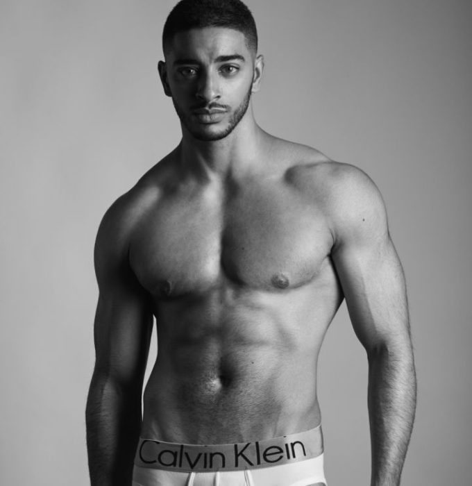 Laith Ashley De La Cruz modelando para Calvin Klein 