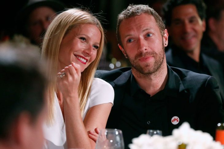 Gwyneth Paltrow y Chris Martin durante una cena