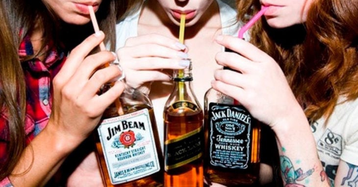 Beber alcohol puede salvar tu vida ¡Científicamente comprobado!