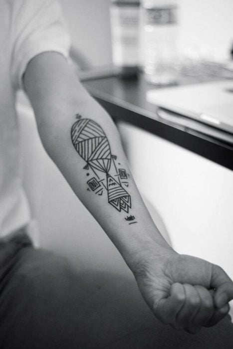 Tatuaje geométrico 