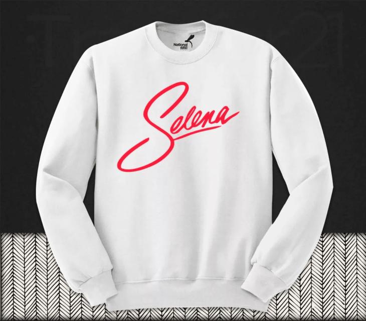 sudadera con firma de selena 