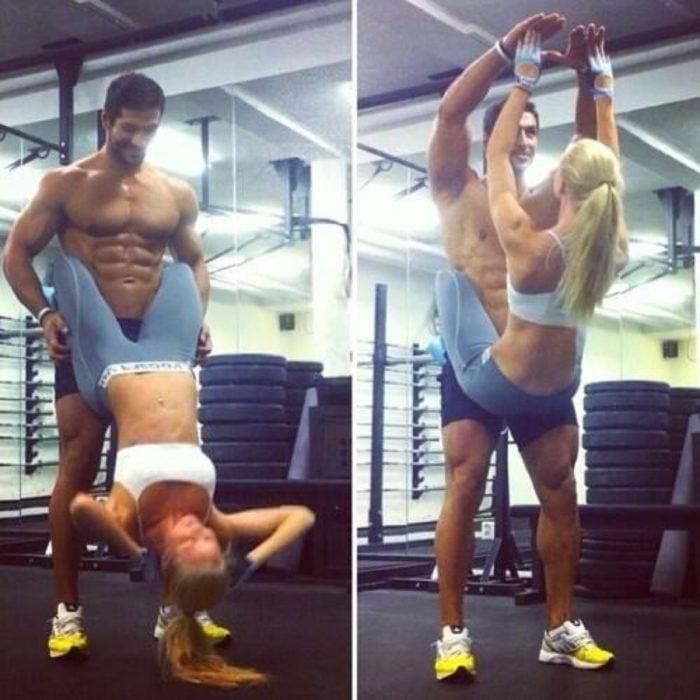 pareja haciendo ejercicio juntos 