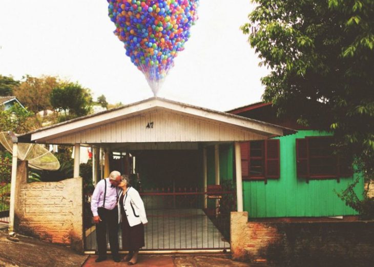 pareja de abuelos re creando up