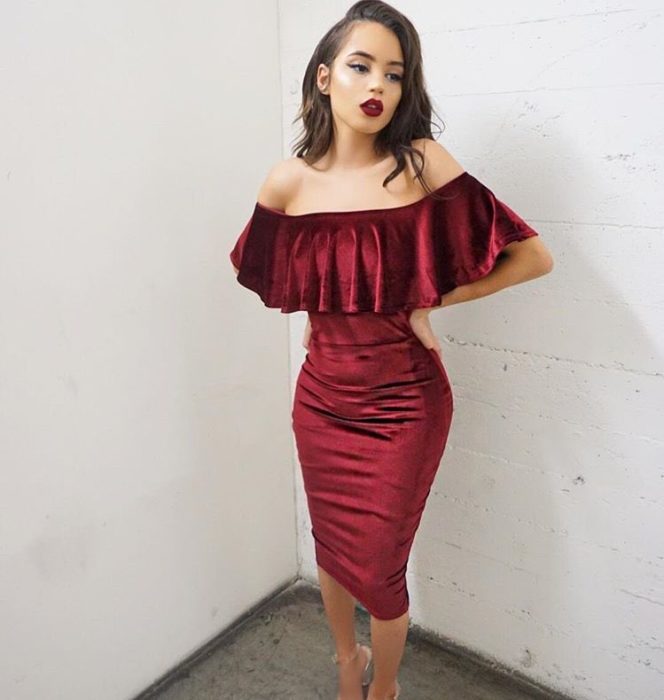 vestido color vino de terciopelo