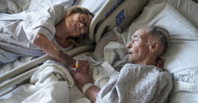 Conoce la historia de Eloise, la mujer que acompañó a su esposo hasta el final