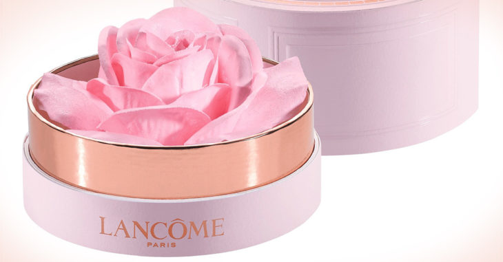 Este iluminador de Lancome es tan delicado como una rosa