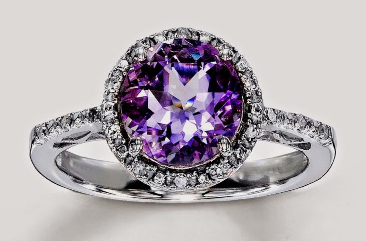 anillo de amatista