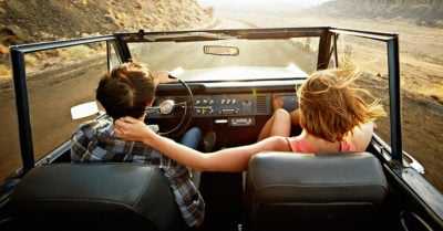 10 objetos que podrían salvar tu vida durante un viaje en coche