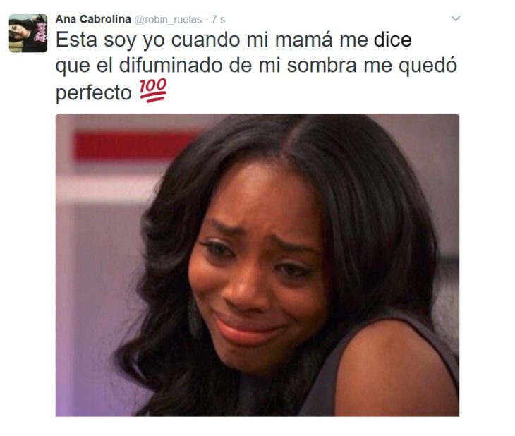 mujer llorando captura de pantalla