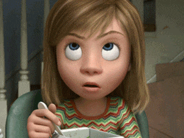 animación niña comiendo rodando sus ojos