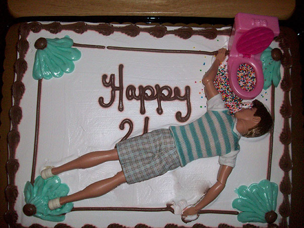 pastel de cumpleaños 21 con ken ebrio