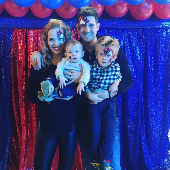 Michael bublé junto a su familia 