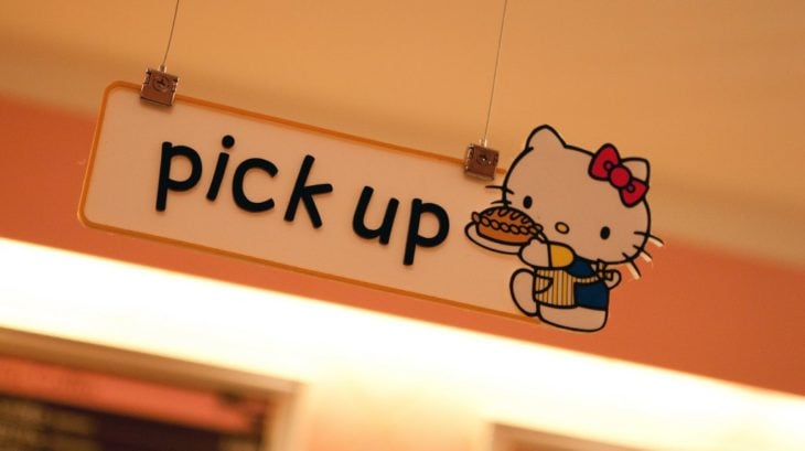 cafe hello kitty para recoger tu encargo