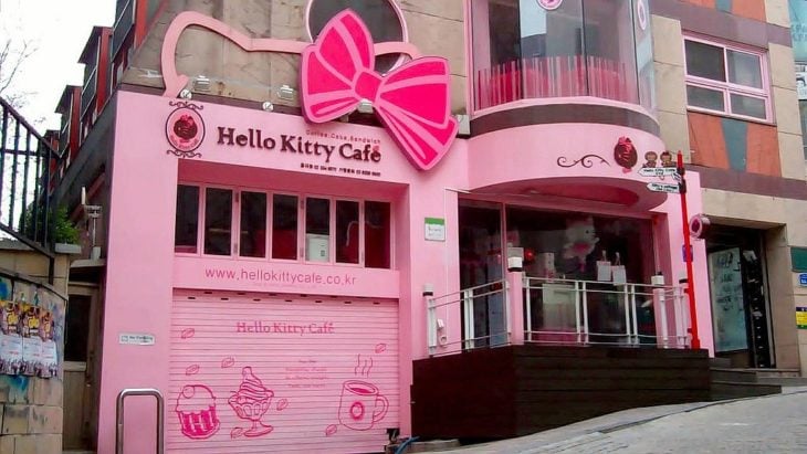 cafe hello kitty