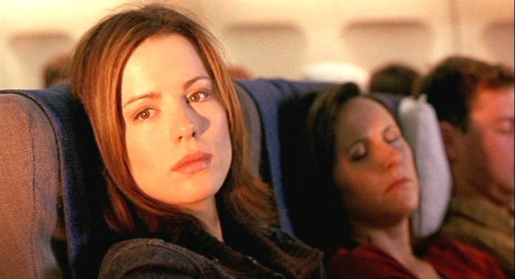 kate beckinsale en avión