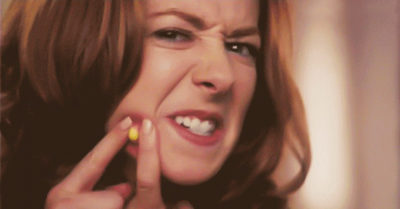 15 situaciones que todas vivimos cuando tenemos acné