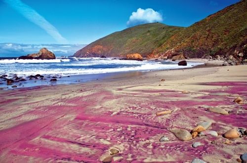 playa arena morada
