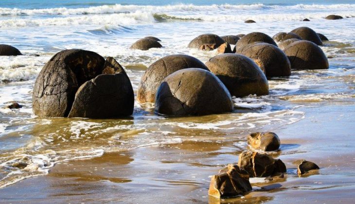 Playa Moeraki Boulders