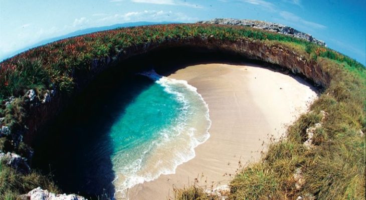 Playa Marietas