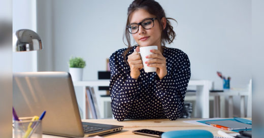 Las 10 profesiones en donde consumen más café; ¿Eres maestra o doctora?