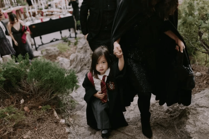 niña vestida de harry potter 