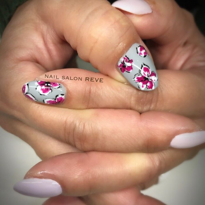 Uñas florales