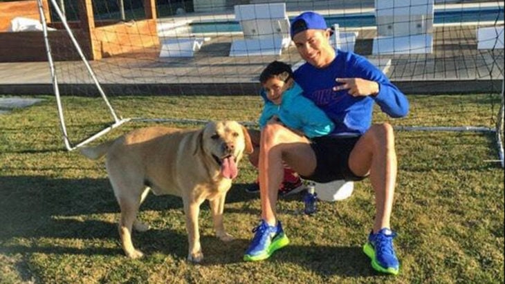 cristiano ronaldo perros 2