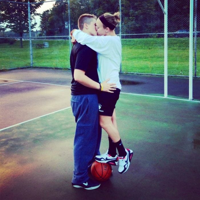 ropa deportiva pareja de años