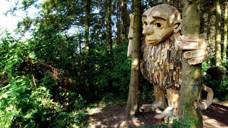 esculturas de madera gigantes