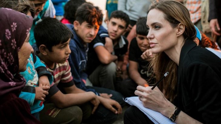 activista angelina jolie