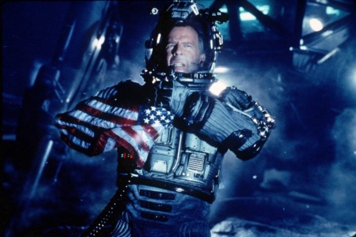 la muerte de harry en armageddon