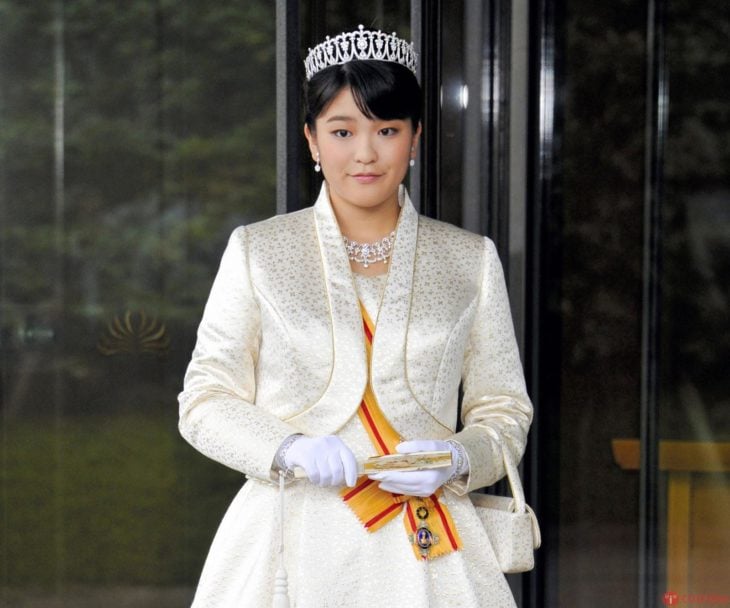 princesa japón renuncia su título 
