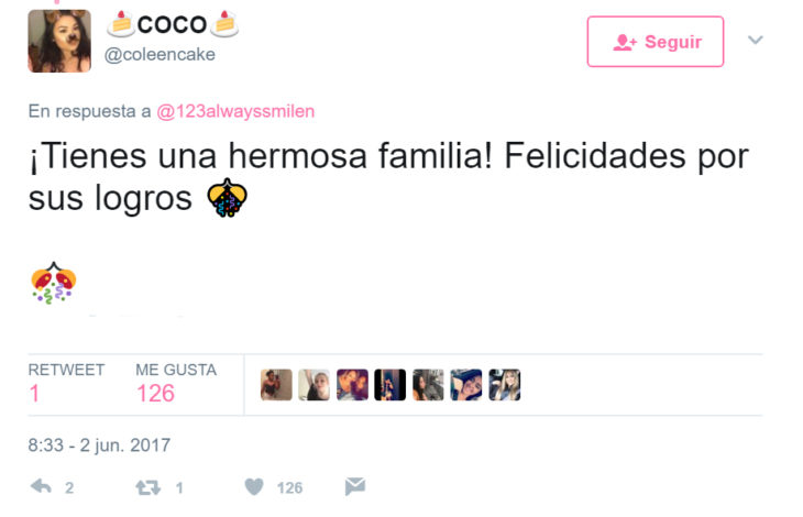 Comentarios en twitter a chica por su graduación 