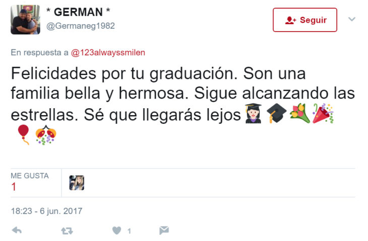 Comentarios en twitter a chica por su graduación 