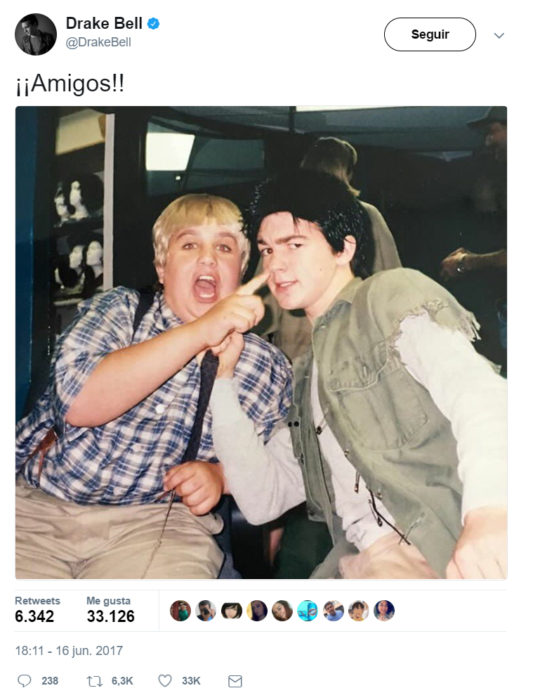 Foto en twitter de drake y josh 