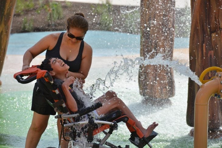 Parque acuático para personas con discapacidades 