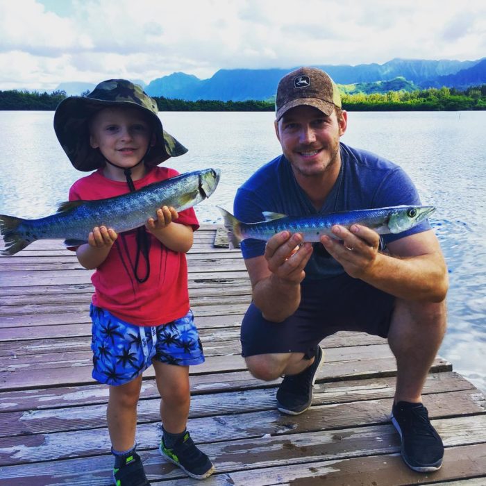 Chriss Pratt junto a su hijo un día de pesca 