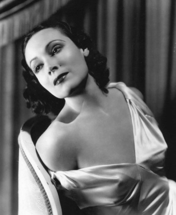 Dolores del Río sensual 