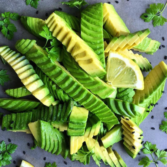 Papas fritas hechas con aguacate