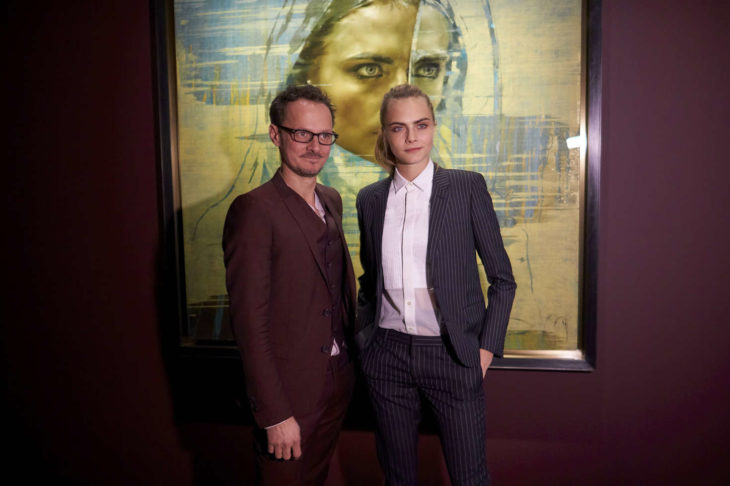 Cara-Delevingne-Jonathan-Yeo-Exhibición de los retratos 